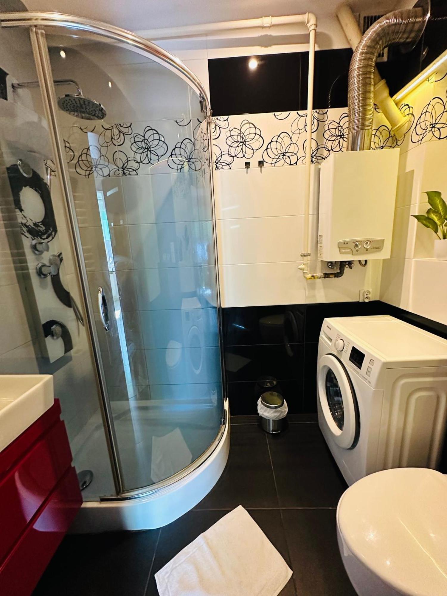 City Apartment Czestochowa Centrum 2-Bedroom Ngoại thất bức ảnh